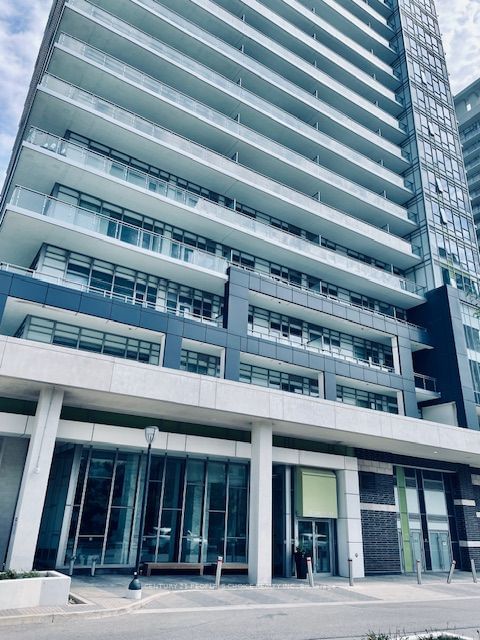 home for lease on 1712-360 Square One Drive