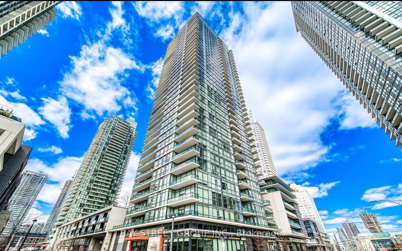 home for lease on 3907-4065 Confederation Pkwy
