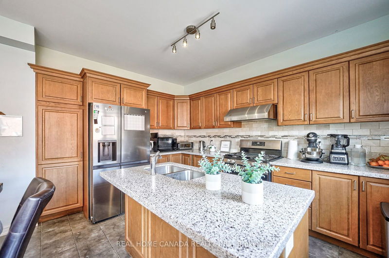 603 Nairn Circ  Milton, L9T 7X6 | Image 14