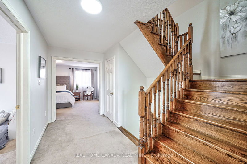 603 Nairn Circ  Milton, L9T 7X6 | Image 18