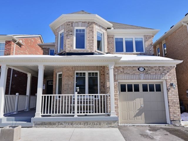 home for lease on Upper-17 Lesabre Crescent