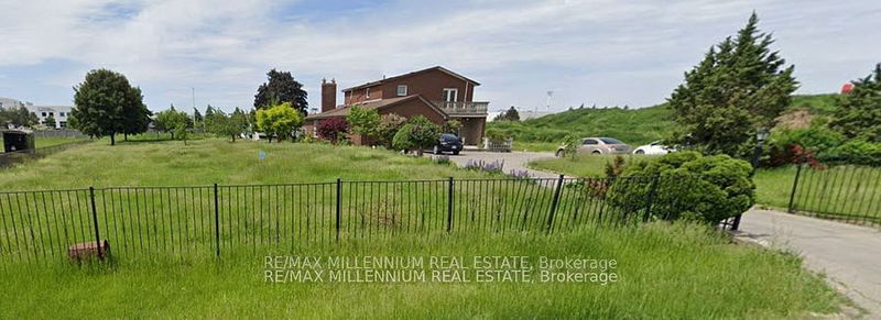 home for sale on 9208 Goreway Drive E