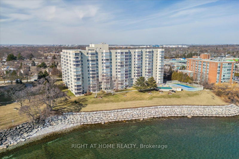 home for sale on 1108-5280 Lakeshore Road