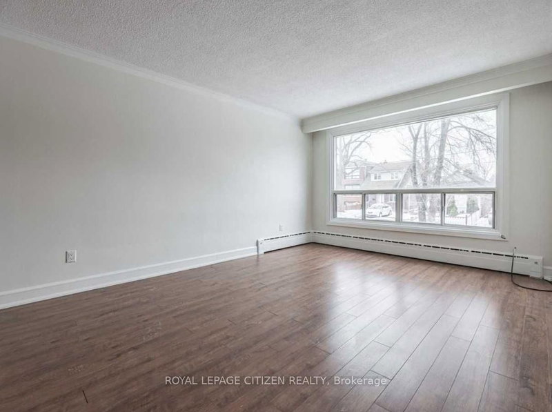 2 - 17 Bayliss Ave, Toronto, M6N 4P2 | Image 3
