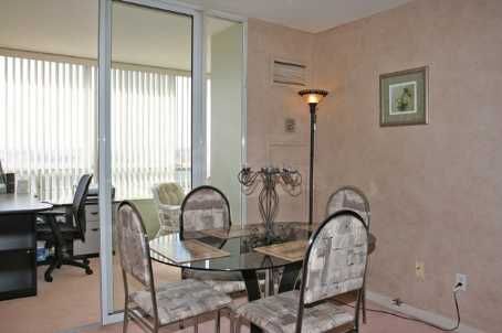 Room2