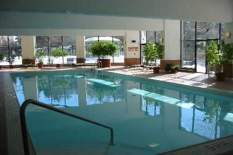 706 - 8 Lisa St, Brampton, L6T4S6 | Image 3