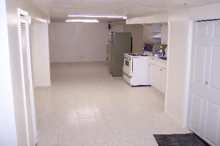 87 Dynevor Rd, Toronto, M6E3X3 | Image 3