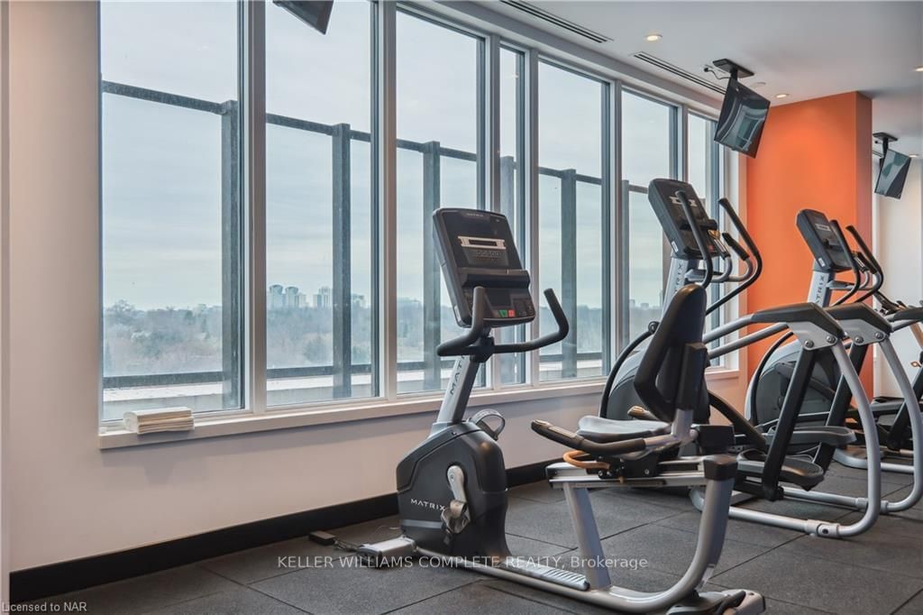 1926 LAKESHORE BOULEVARD WEST Boulevard W, Unit 1515 - Photo 32