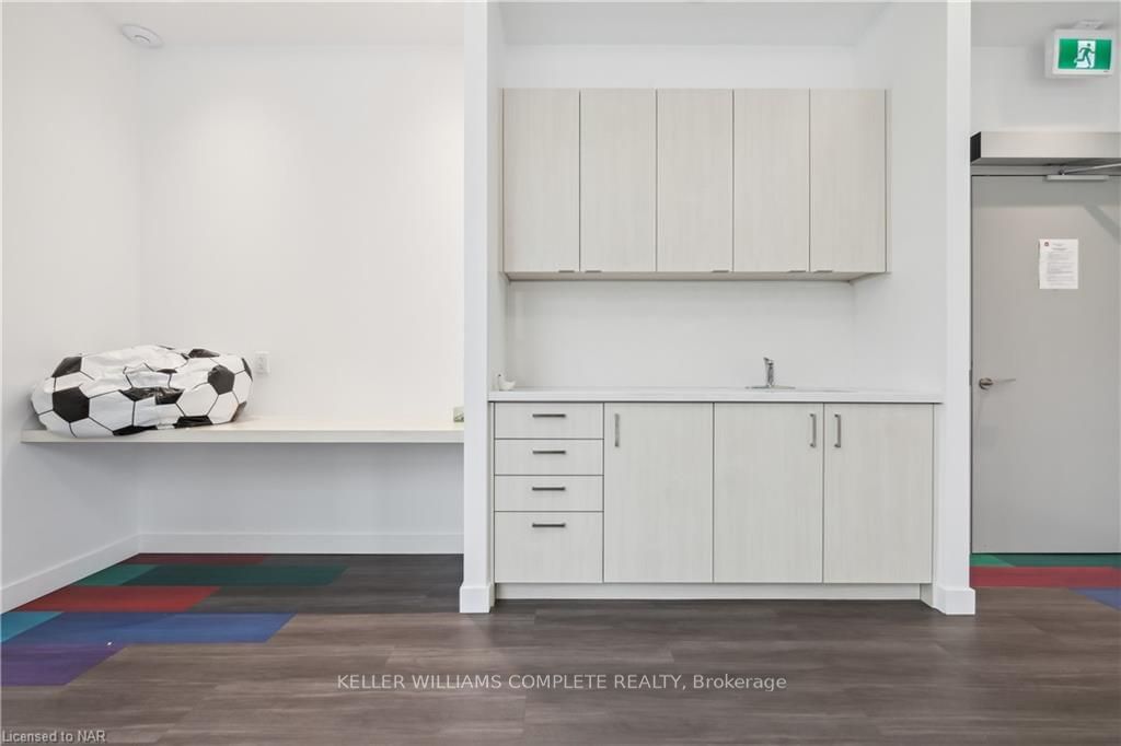 1926 LAKESHORE BOULEVARD WEST Boulevard W, Unit 1515 - Photo 37