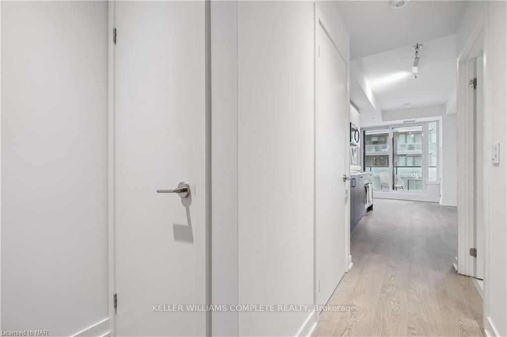 1926 LAKESHORE BOULEVARD WEST Boulevard W, Unit 1515 - Photo 8