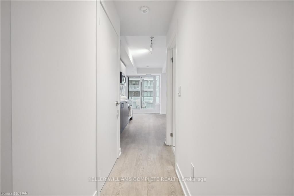 1926 LAKESHORE BOULEVARD WEST Boulevard W, Unit 1515 - Photo 9