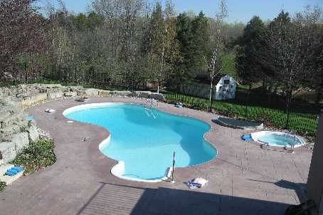 358 Maple Ave, Halton Hills, L7Gxxx | Image 3