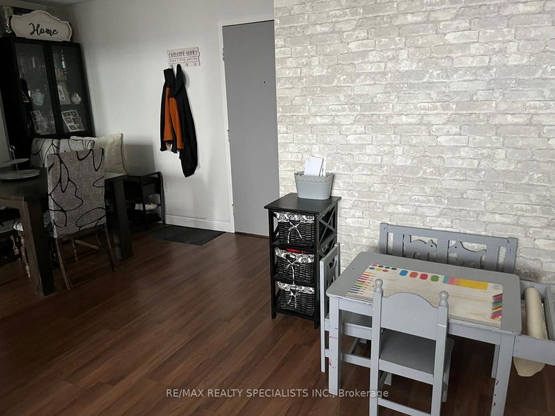 home for lease on 1213-1625 Bloor Street