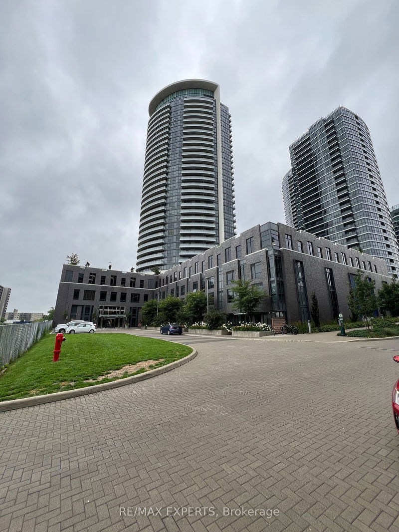 home for lease on 1102-30 Gibbs Road