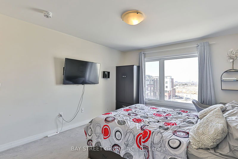  2 - 161 Frederick Tisdale Dr  Toronto, M3K 0B5 | Image 23