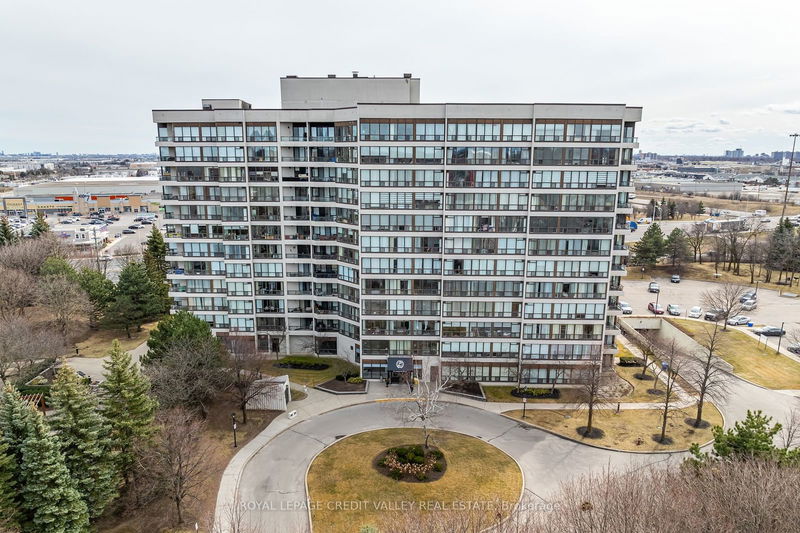  401 - 12 Laurelcrest St  Brampton, L6S 5Y4 | Image 1