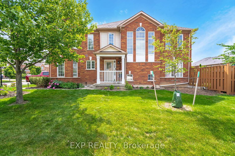 5554 Linwell Pl, Mississauga, L5M 6L7 | Image 2