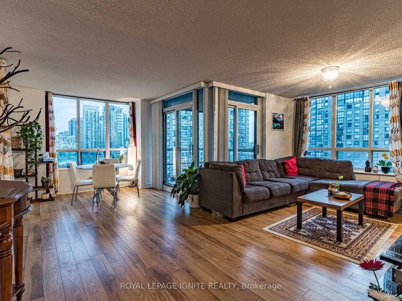Unit 1711 — 156 Enfield Place, Mississauga