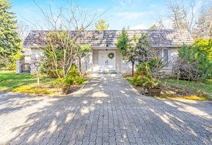 home for lease on 2 Friars Lane