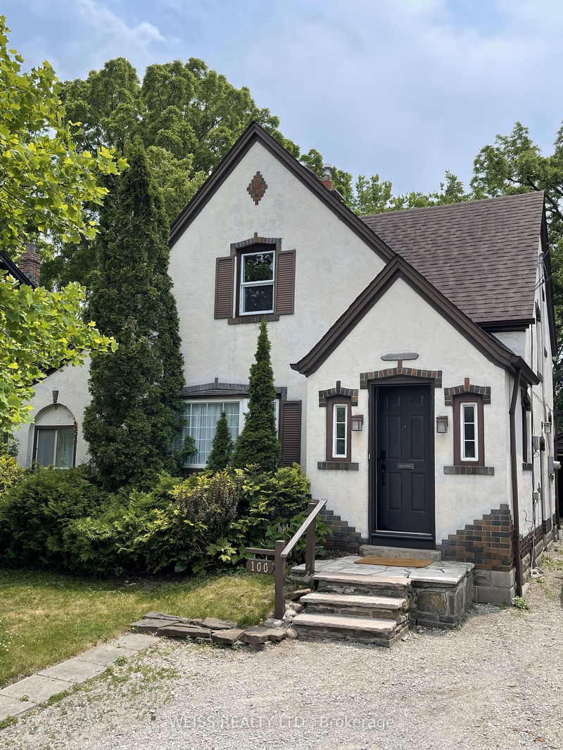 home for lease on 100 Burnhamthorpe Road