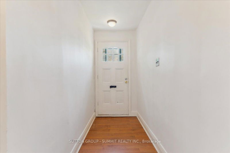 2076 Churchill Ave  Burlington, L7R 3T7 | Image 15