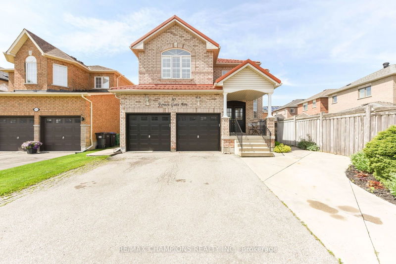 30 Forest Gate Ave  Caledon, L7E 2T4 | Image 1