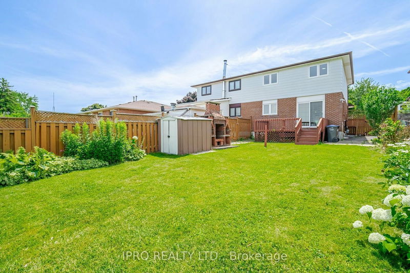 home for sale on 95 Bonham Boulevard