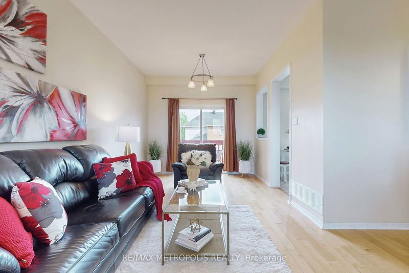 6579 Jazzy Mews  Mississauga, L5W 1R9 | Image 4