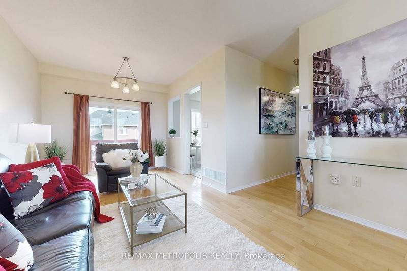 6579 Jazzy Mews  Mississauga, L5W 1R9 | Image 5