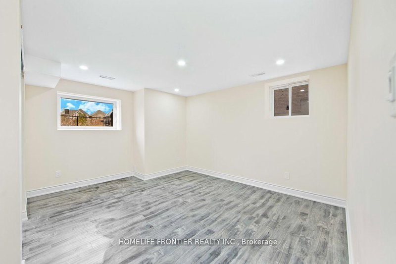 Bsmnt - 307 Hinton Terr, Milton, L9E 1C8 | Image 2