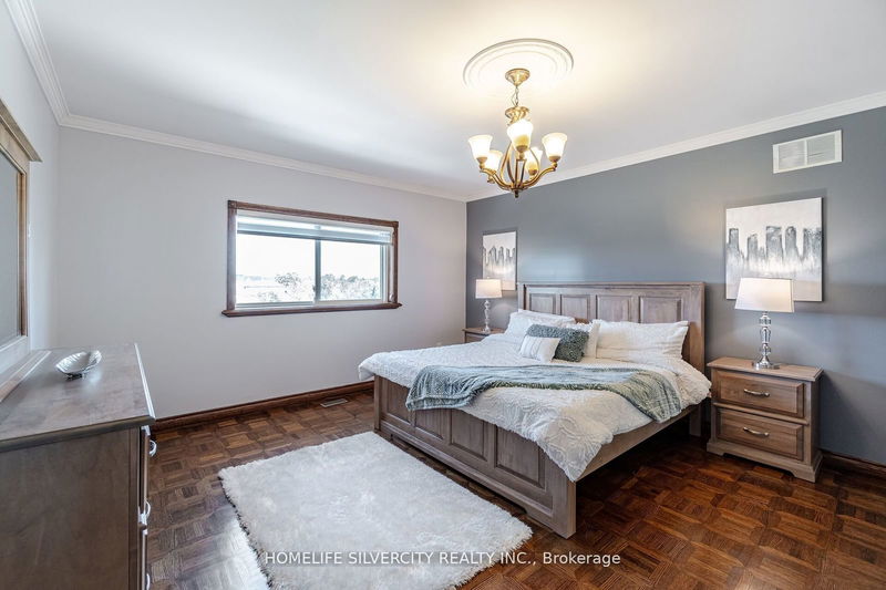 34 Estateview Circ  Brampton, L6P 0R6 | Image 18