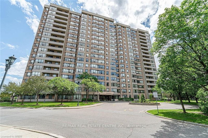  210 - 10 Malta Ave  Brampton, L6Y 4G6 | Image 6