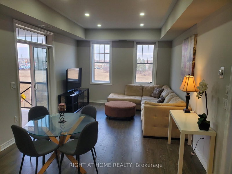 301 - 272 Georgian Dr, Oakville, L6H 7K1 | Image 2