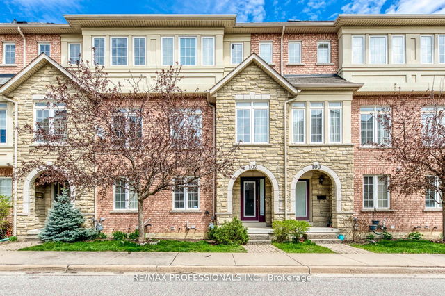 102 Ramage Lane