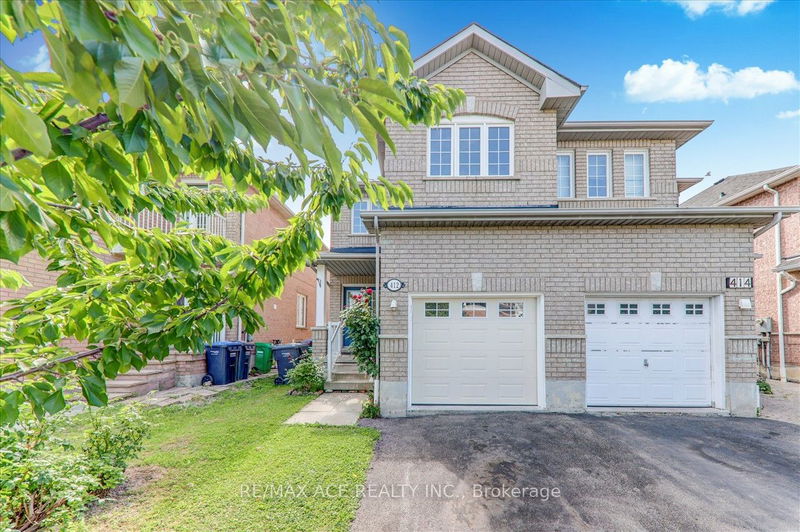 home for sale on 412 Oaktree Circle