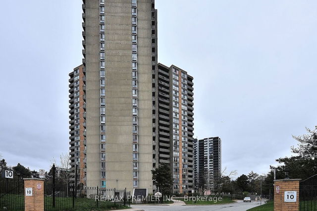 1901 - 10 Martha Eaton Way