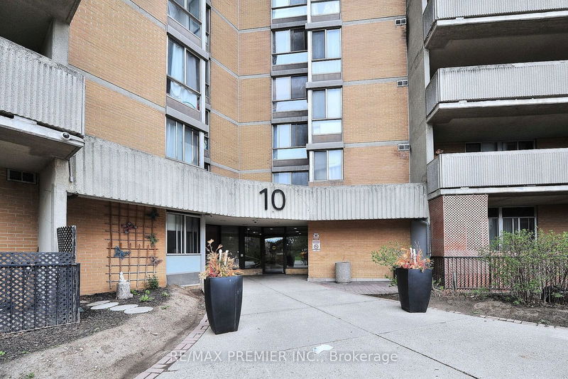  1901 - 10 Martha Eaton Way  Toronto, M6M 5B3 | Image 4