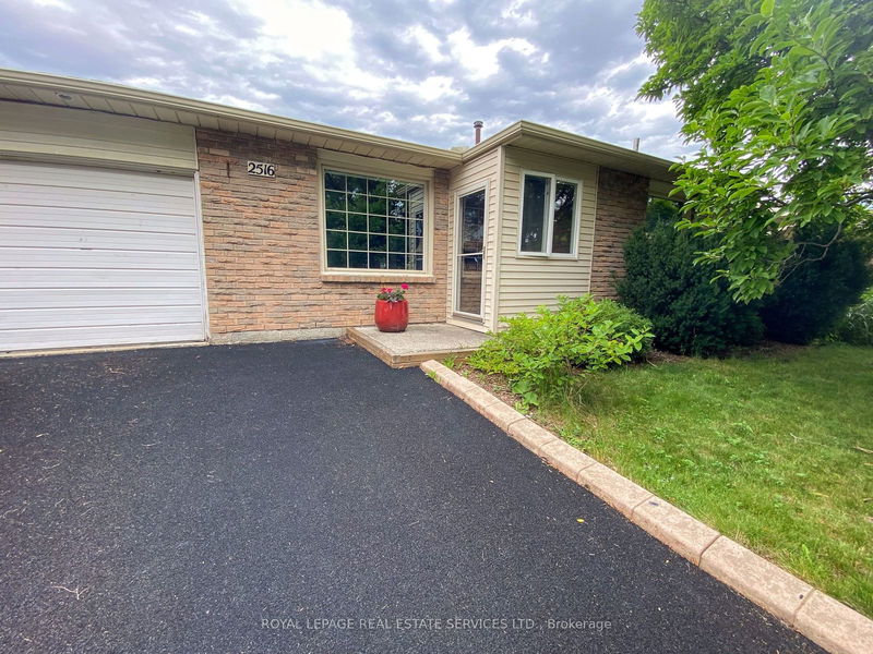 home for lease on 2516 Brasilia Circle