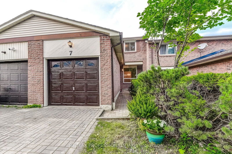 home for sale on 7 Skelton Street