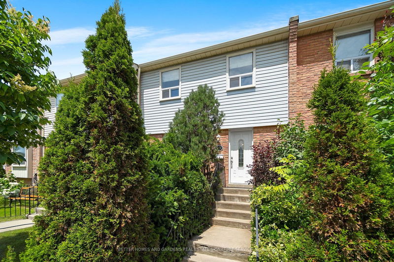 home for sale on 39-1055 Shawnmarr Road