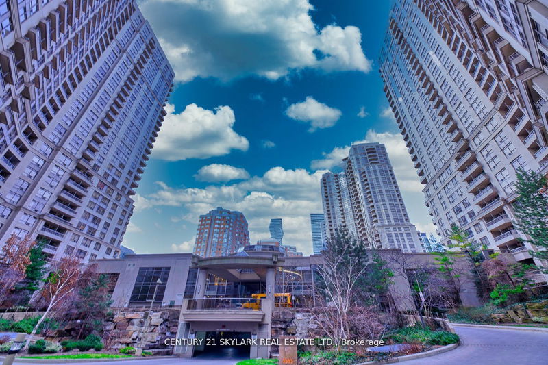home for lease on 2311-3880 Duke Of York Boulevard