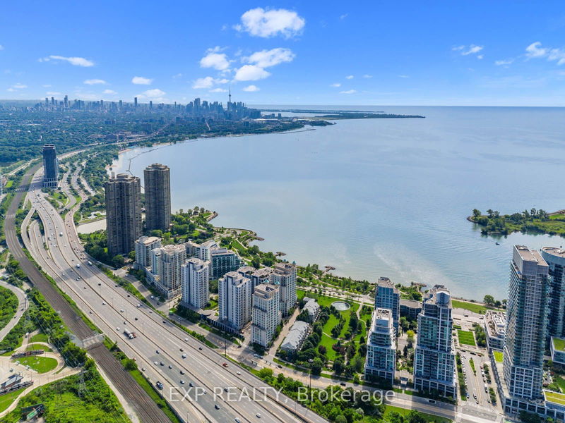 home for sale on 218-2119 Lakeshore Boulevard W