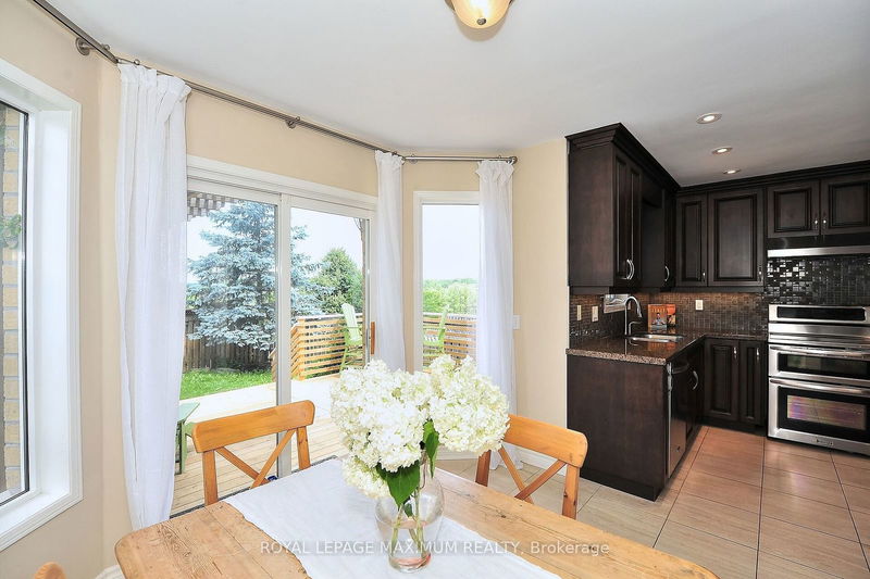 56 Castelli Crt  Caledon, L7E 2T6 | Image 19