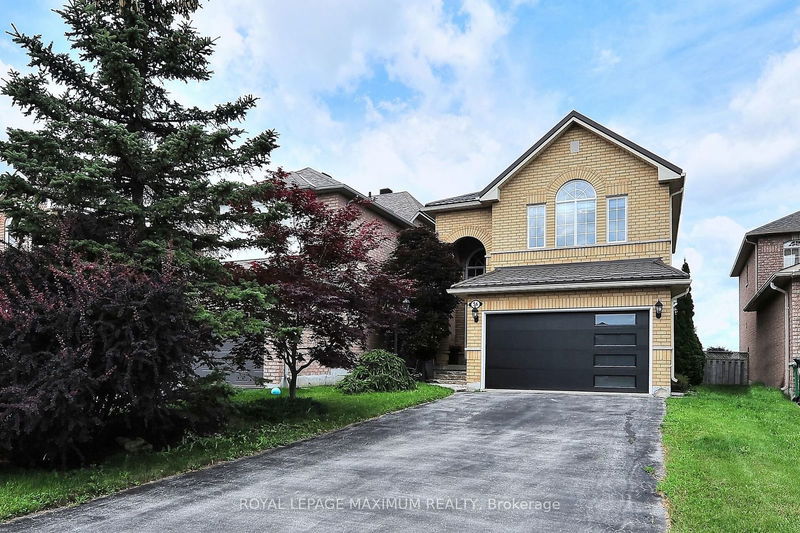 56 Castelli Crt  Caledon, L7E 2T6 | Image 6