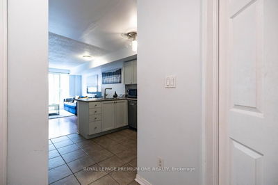 Unit 90 — 65 Turntable Cres, Toronto - Dovercourt-Wallace Emerson-Junction image-0-4