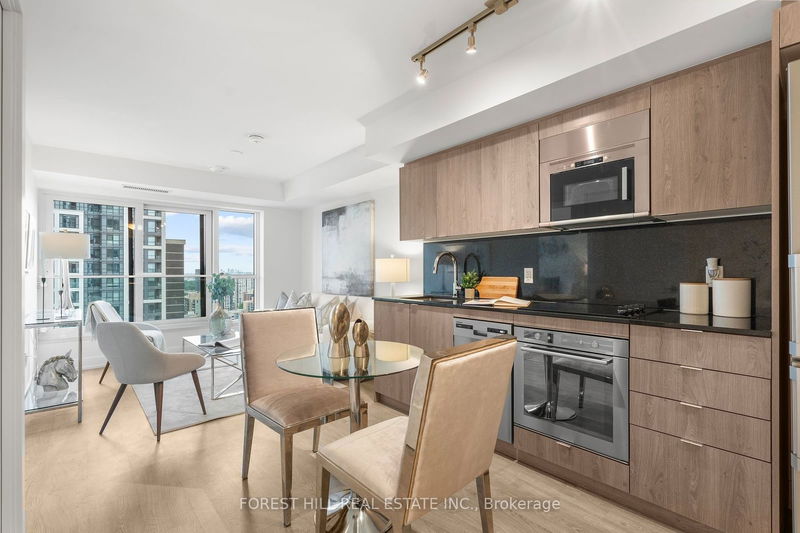 home for sale on 2532-5 Mabelle Avenue