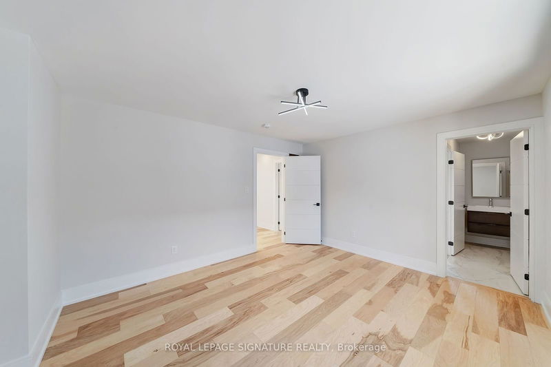 14 Walsh Ave  Toronto, M9M 1B6 | Image 24