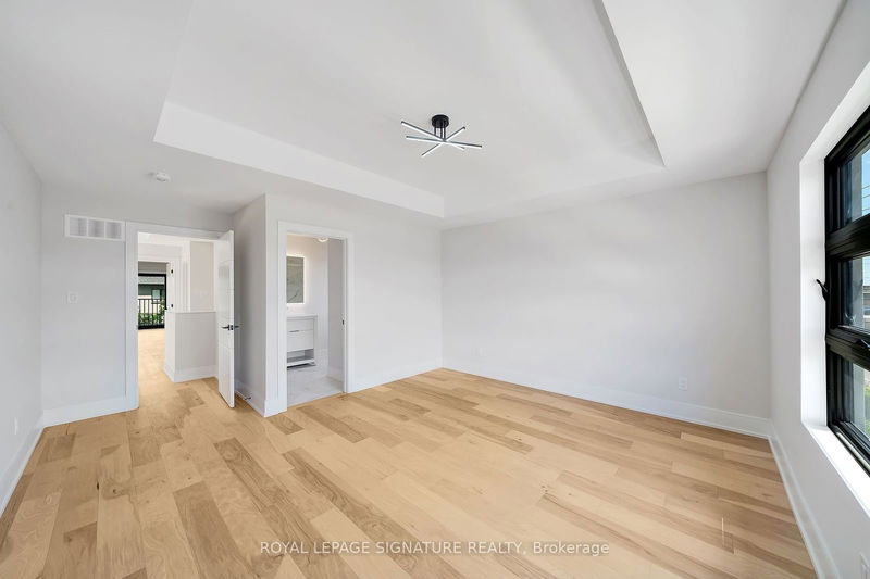 14 Walsh Ave  Toronto, M9M 1B6 | Image 25