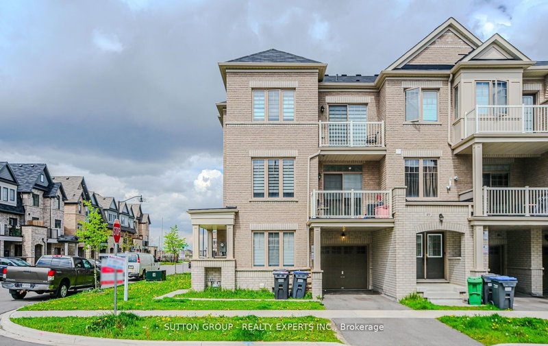 65 Fruitvale Circ, Brampton, L0P 1N0 | Image 2
