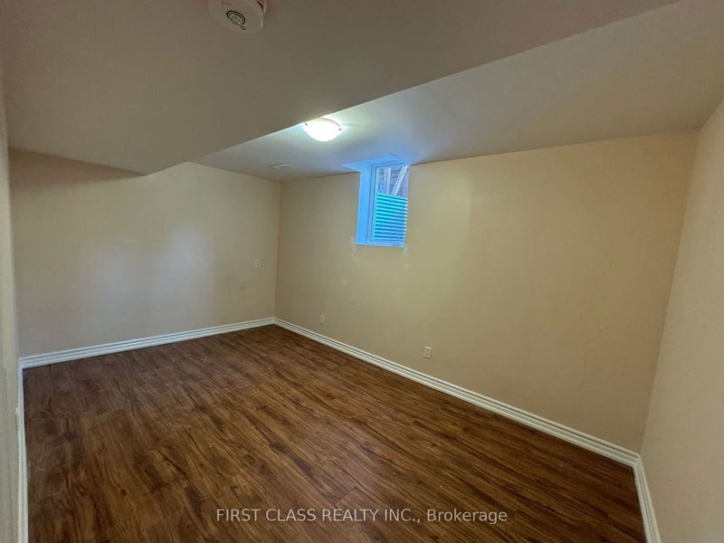 home for lease on Basemen-3162 Caulfield Crescent
